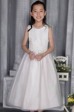 White A-line Scoop Organza Flower Girl Dress With Applique