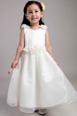 Scoop Neckline Flower Girl Dress A-line With Handmade Flowers