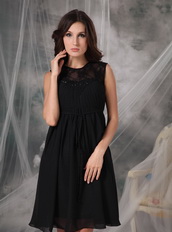 High-neck Black Short Mother Of The Dress With Lace Modest