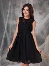 High-neck Black Short Mother Of The Dress With Lace Modest