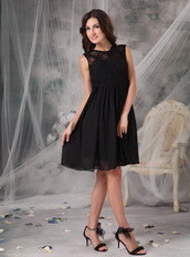 High-neck Black Short Mother Of The Dress With Lace Modest