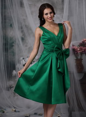 Dark Green V-neck Short Prom Dress Knee Length Cheap Knee Length Sexy