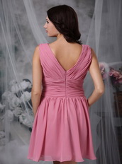 Hot Sell V-neck Mini Prom Dress By Roes Pink Chiffon Knee Length Sexy