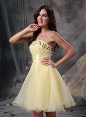 Yellow Strapless Knee-length Orangza Short Beaded Prom Dress Knee Length Sexy