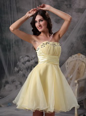 Yellow Strapless Knee-length Orangza Short Beaded Prom Dress Knee Length Sexy