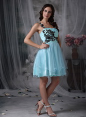 Light Blue One Shoulder Mini Prom Dress With Black Appliques Knee Length Sexy