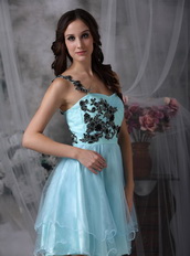 Light Blue One Shoulder Mini Prom Dress With Black Appliques Knee Length Sexy