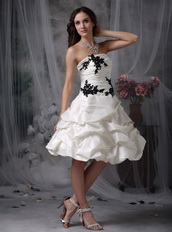 Strapless Lovely Ivory Short Prom Dress With Black Details Knee Length Sexy