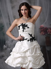 Strapless Lovely Ivory Short Prom Dress With Black Details Knee Length Sexy