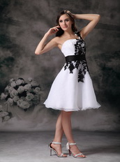 White One Shoulder Mini Prom Dress With Black Applique Knee Length Sexy