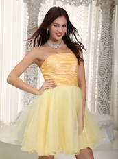 Light Yellow Strapless Cheap Prom Dress Short A-Line Skirt Knee Length Sexy