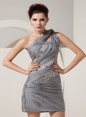 Silver Chiffon One Shoulder Short Prom Dress Beading Decorate Knee Length Sexy