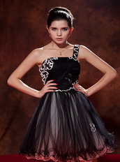 Black One Shoulder Mini-length Prom Dress Made By Net Knee Length Sexy