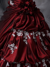 Strapless Burgundy Pretty Quinceanera Dress With White Appliques Like Princess