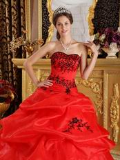 Pretty Scarlet Quinceanera Dress With Black Embroidery