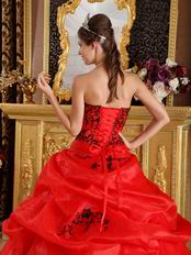 Pretty Scarlet Quinceanera Dress With Black Embroidery