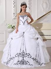 Noble White Military Ball Dress With Black Embroidery Decorate