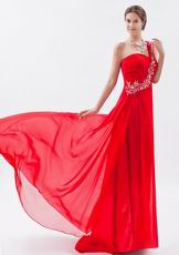 Pretty Strapless Sweep Train Scarlet Chiffon Prom Dress Online