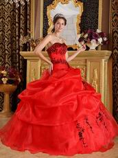 Pretty Scarlet Quinceanera Dress With Black Embroidery