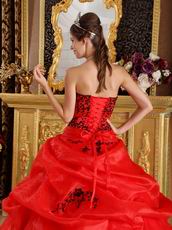 Pretty Scarlet Quinceanera Dress With Black Embroidery