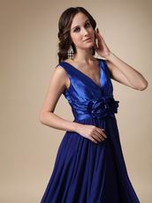 Royal Blue Chiffon V-neck Prom Dress With Handmade Flowers