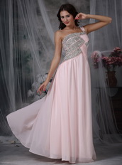 One Shoulder Beading Prom Dress Baby Pink Chiffon Fabric Inexpensive