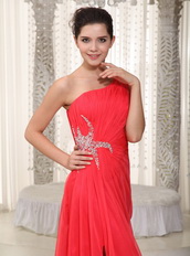 Side Beaded High Slit Alizarin Crimson Dresses For Prom Wear Inexpensive