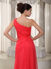 Side Beaded High Slit Alizarin Crimson Dresses For Prom Wear Inexpensive