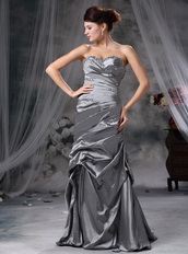 Cheap Sweetheart Gray Taffeta Lady Dress For Prom Wear Inexpensive
