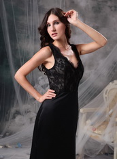 Open Back V-neck Floor-length Prom Dress With Black Lace Inexpensive