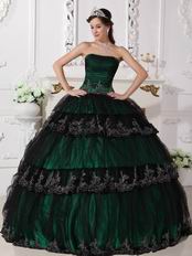 Classical Dark Green Quinceanera Gown Covered With Black Tulle