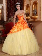 Light Yellow Quinceanera Gowns Dresses With Printed Flower Fabric