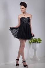 Noble Sweetheart A-line Black Short Prom Dress With Beading