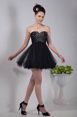 Noble Sweetheart A-line Black Short Prom Dress With Beading