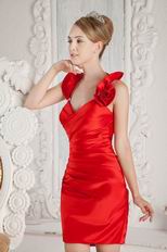 V-Neck Knee Length Scarlet Stain Short Prom Dress