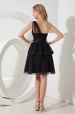 Sexy One Shoulder Cascade Skirt Short Prom Dress In Black