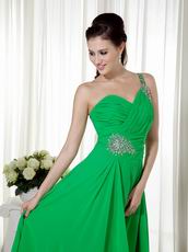 Bright Spring Green Chiffon Prom Dress With One Shoulder Neck