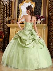 Yellow Green Cheap Quinceanera Gown With Handmade Flowers