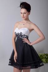 Side Zip A-line Black Sweet 16 Prom Dresses With Applique