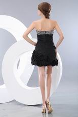 Cute Sweetheart Mini Black Sweet 16 Dress With Rolled Flowers