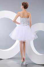 Luxury Sweetheart Crystals White Dresses For Sweet 16 Party