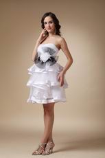 Layers Knee Length Skirt Prom Dress With Feather Flower Decorate