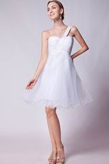 Cute One Shoulder Knee Length White Tulle Sweet 16 Dress