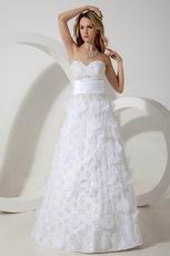 Luxury Lace White Celebrity Dress With Flowers Decorate