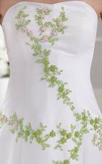 White Strapless Dress With Leaves Decorate Quinceanera Dress