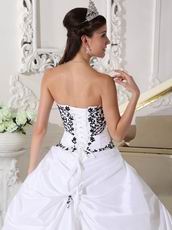 Noble White Military Ball Dress With Black Embroidery Decorate