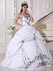 Noble White Military Ball Dress With Black Embroidery Decorate