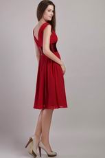 V-neck Knee-length Wine Red Chiffon Short Prom Dress With Sash