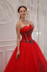 Trimed Dark Red Sweetheart A-line Quinceanera Outfits