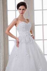 Beautiful Sweetheart Appliqued Edge White Wedding Dress Online